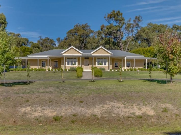 21 Cashmere Drive, Traralgon South, VIC 3844