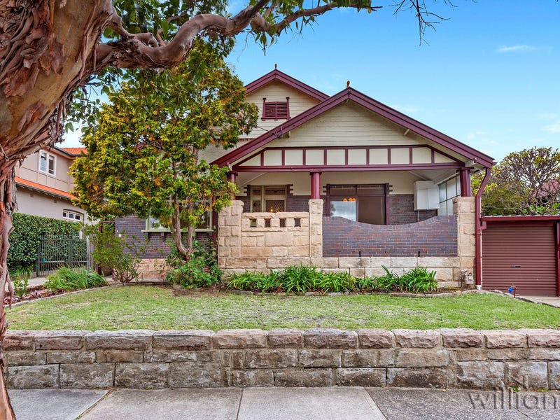 5 Lenore Street, Russell Lea, NSW 2046