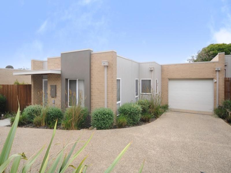 2/25 Zeally Bay Road, Torquay, Vic 3228 Property Details