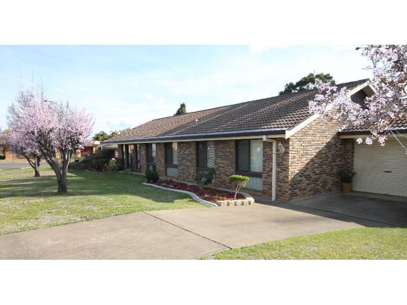 16 Kurrajong street, Tamworth, NSW 2340 Property Details