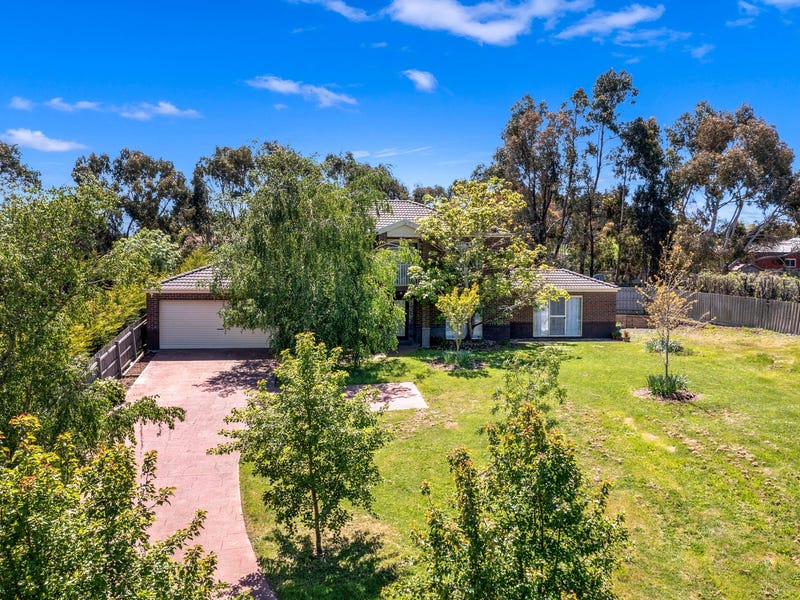 11 Olivia Court, Gisborne, Vic 3437 Property Details