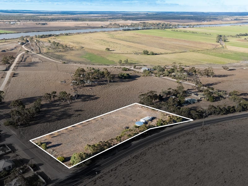 Real Estate & Property for Sale in Tailem Bend, SA 5260 Pg. 2
