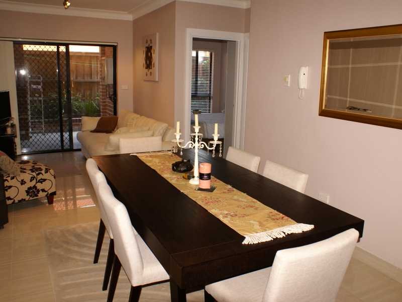 2/35 Windermere Avenue, Northmead, NSW 2152