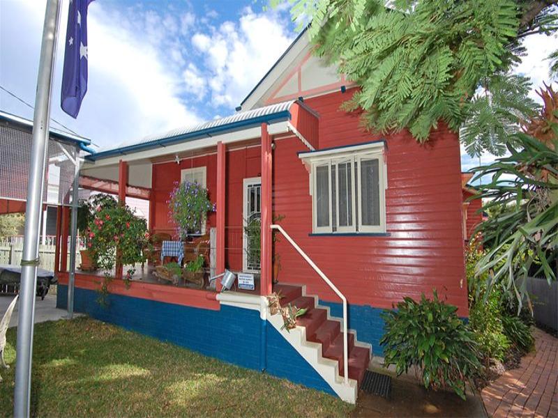 15 Adamson Street, Wooloowin, Qld 4030 Property Details