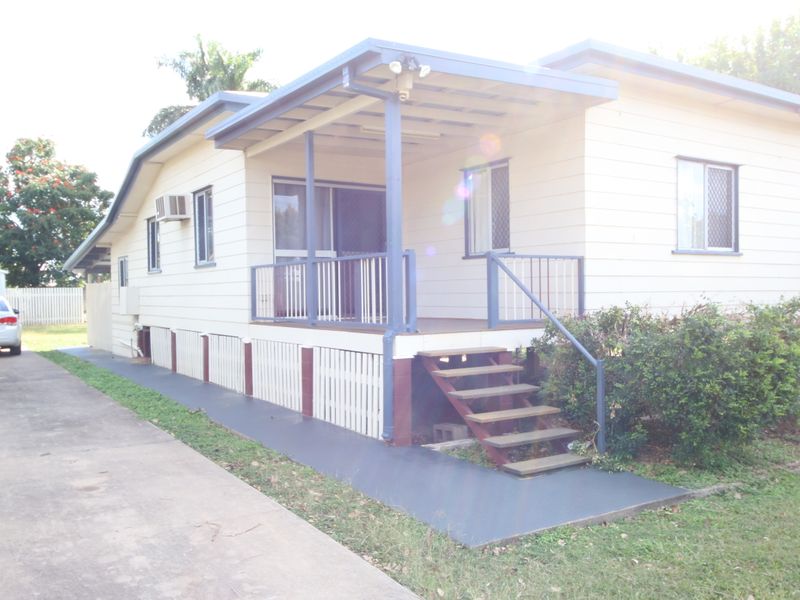 38 Tenth Avenue, Home Hill, QLD 4806