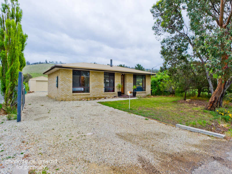 418 Clifton Beach Road, Clifton Beach, TAS 7020