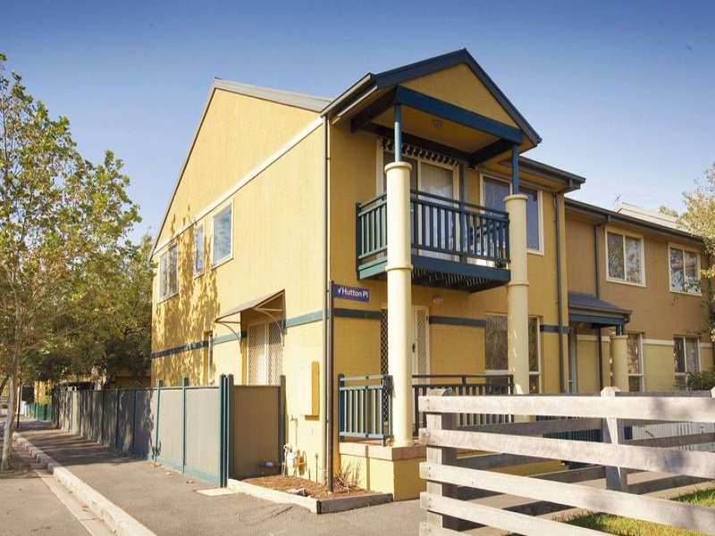 8 Hutton Place, Kensington, Vic 3031 Property Details