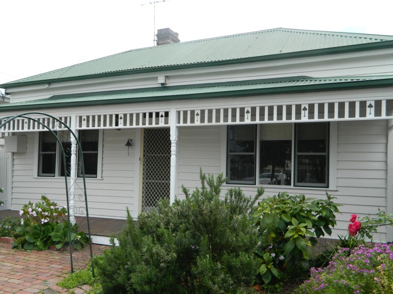 24 Peel Street, Newport, VIC 3015