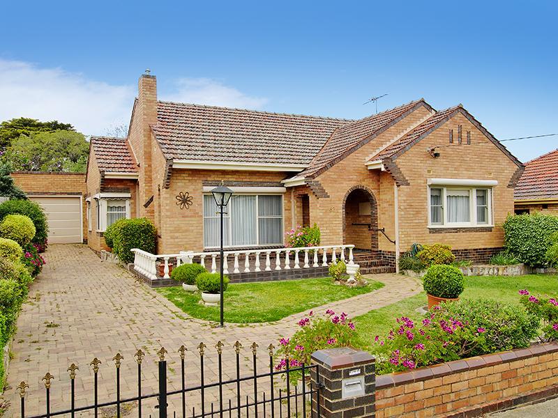 62 Lincoln Road, Essendon, Vic 3040 Property Details