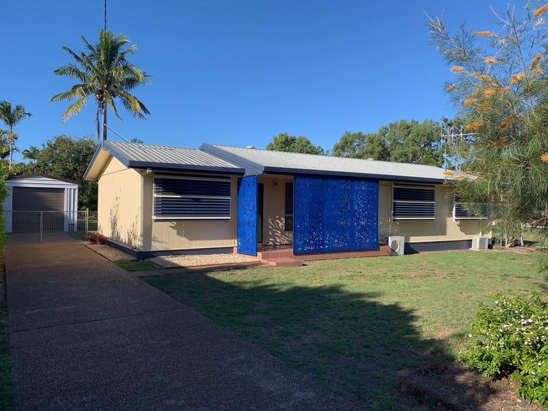 43 Moore Park Road, Moore Park Beach, QLD 4670