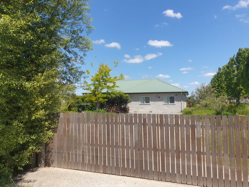 114 Ryan Road, Pakenham, VIC 3810