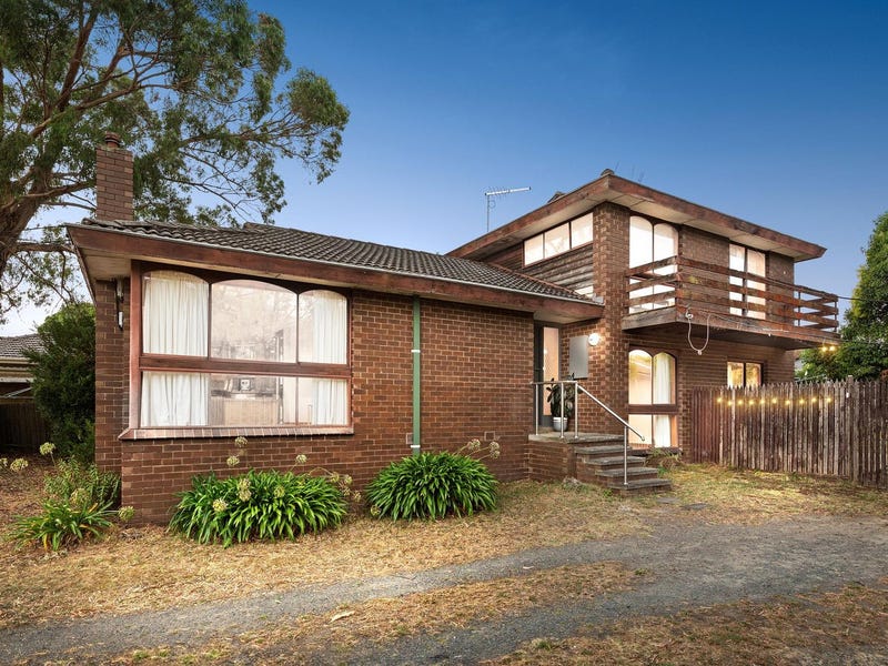 1 Salvana Avenue, Mitcham, Vic 3132 House for Rent