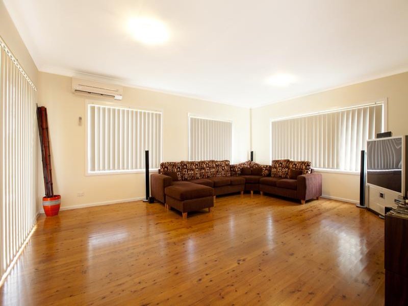 22 Grimson Crescent, Liverpool, NSW 2170 Property Details