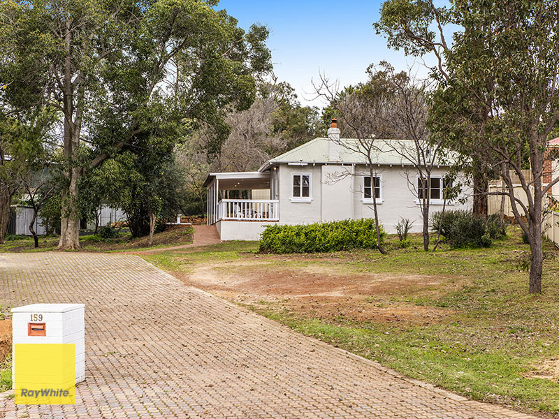159 Lesmurdie Road, Lesmurdie, WA 6076