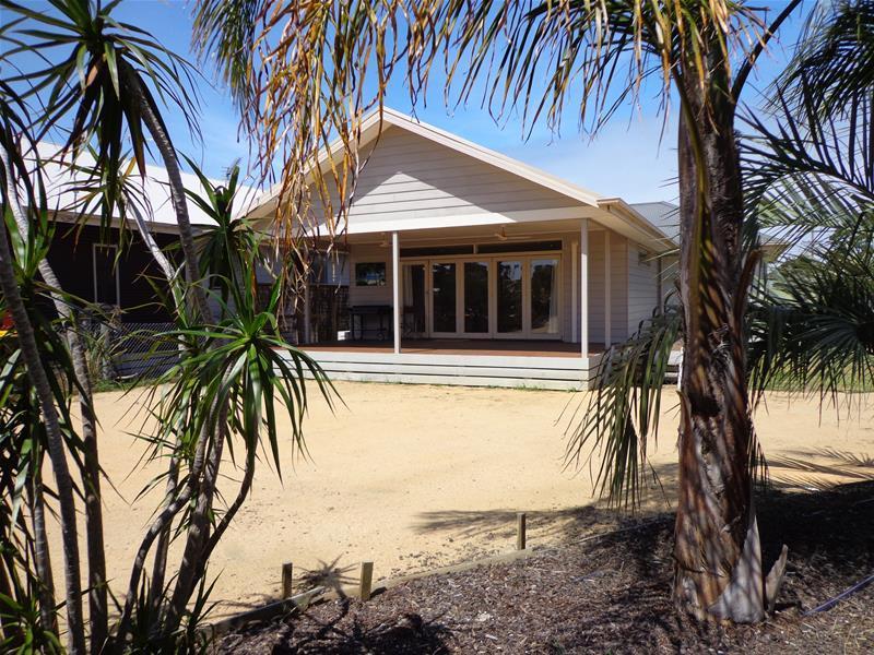 30 Victoria Street, Loch Sport, VIC 3851 30 Victoria Street, Loch Sport, VIC 3851