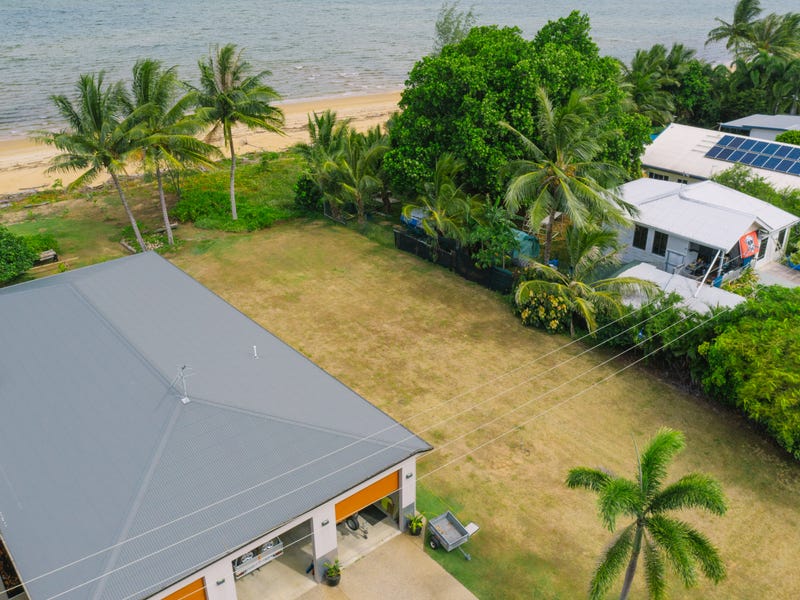 10 Luff Street, Hull Heads, QLD 4854