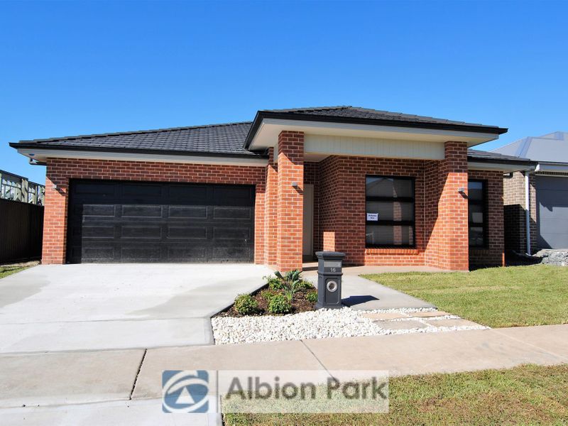 16 Meander Drive, Calderwood, NSW 2527