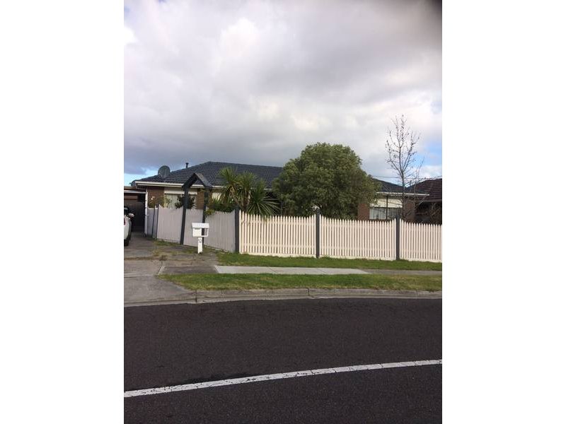 52 Outlook Drive, Glenroy, VIC 3046