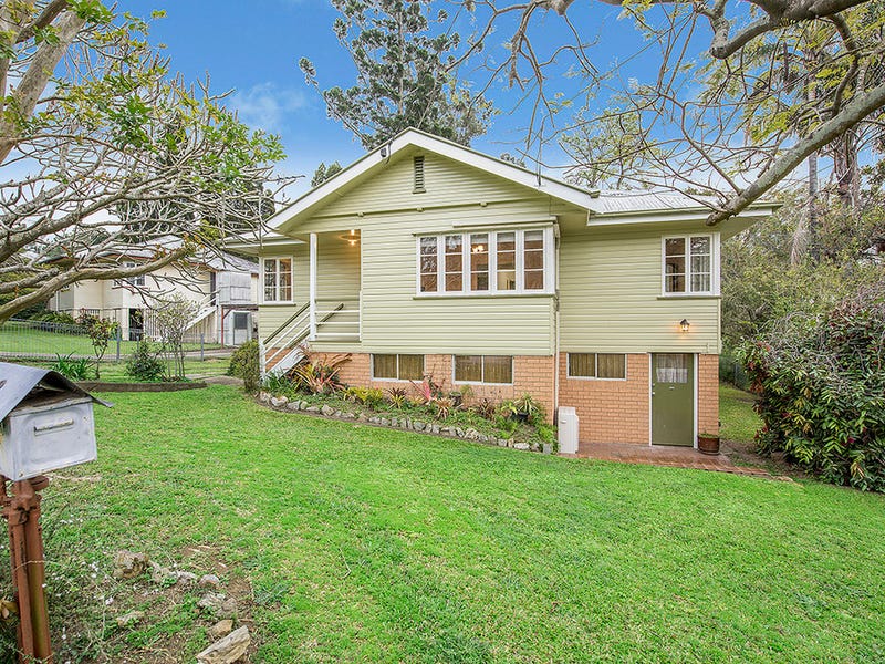 6 Sapphire Street, Holland Park, Qld 4121