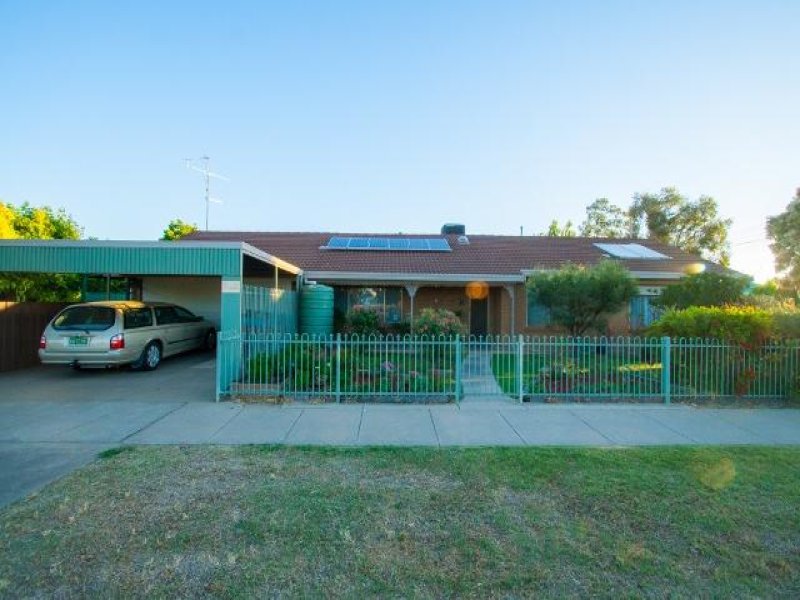 42 Crossen St, Echuca, Vic 3564 Property Details
