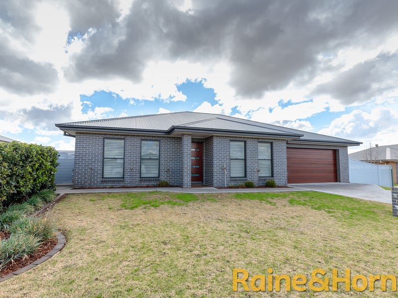 34 Holmwood Drive, Dubbo, NSW 2830