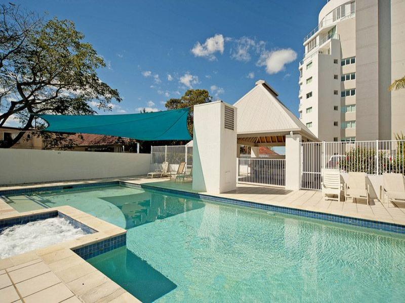 5-242-marine-parade-labrador-qld-4215-property-details