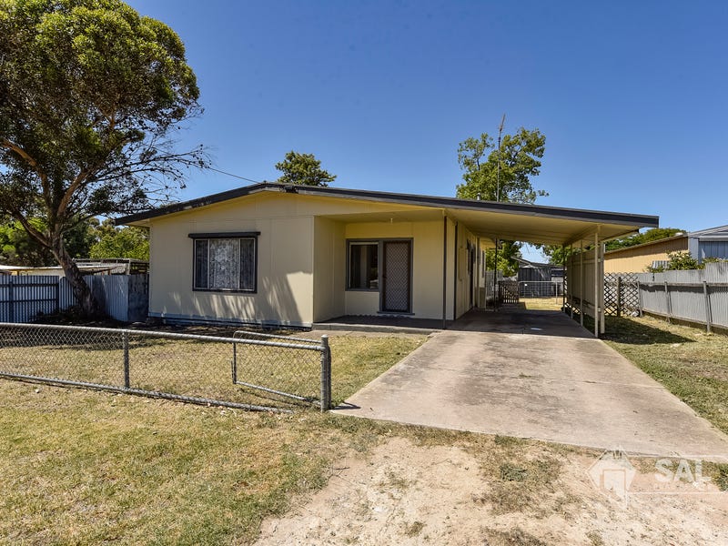 18 Marian Street, Bordertown, SA 5268 House for Sale