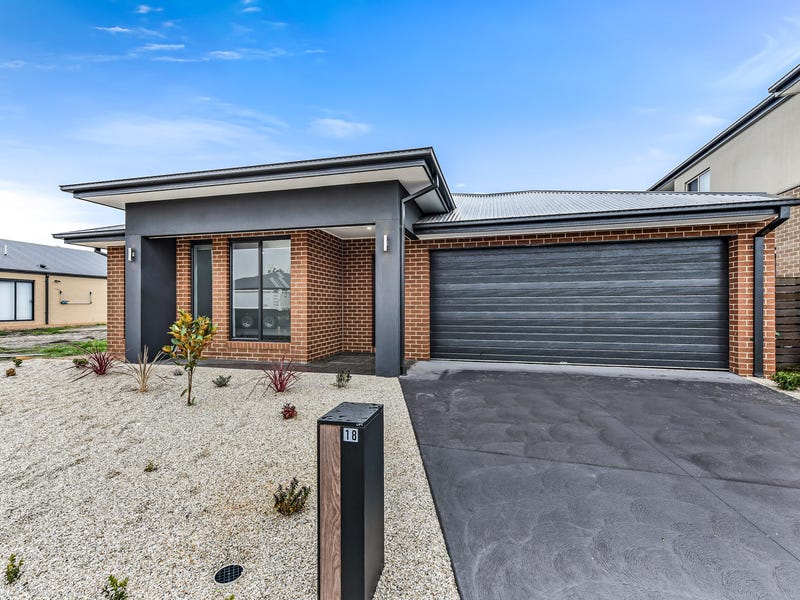 18 Monica Way, Beaconsfield, VIC 3807 - realestate.com.au