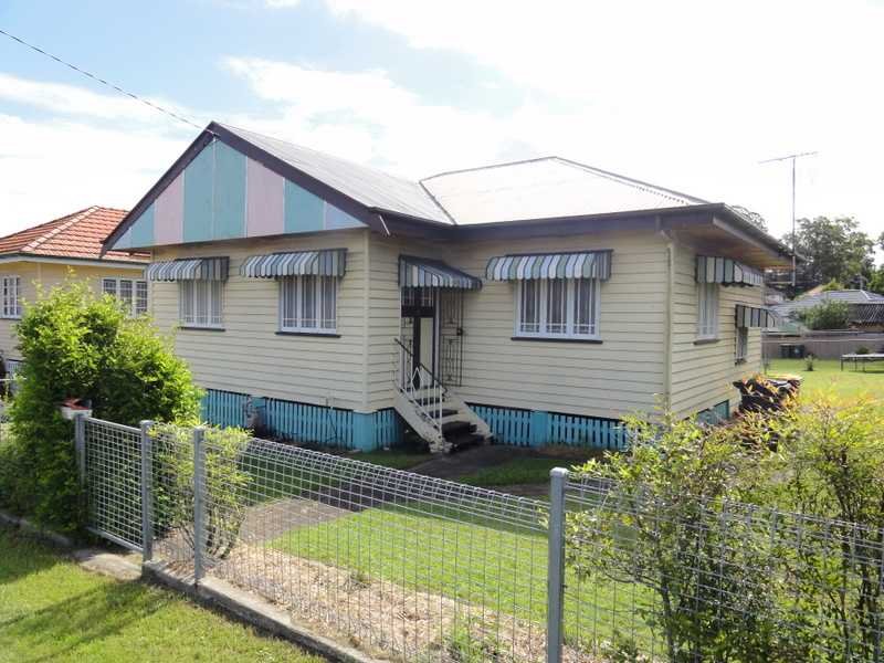 204 ster Road, Stafford, QLD 4053