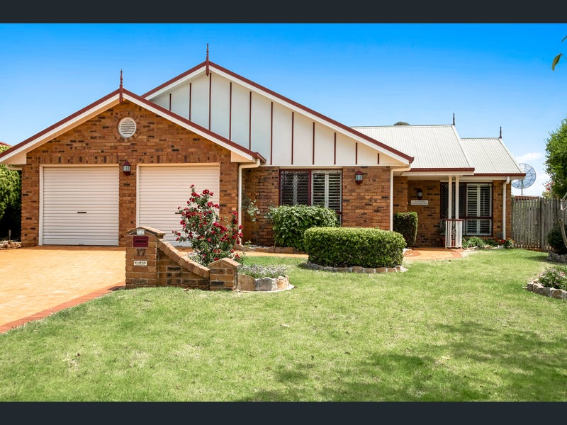 17 Dandelion Drive, Middle Ridge, QLD 4350