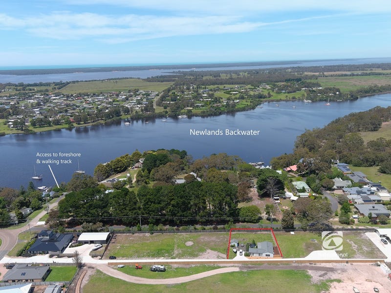 5/120 Grandview Road, Paynesville, Vic 3880 House for Sale