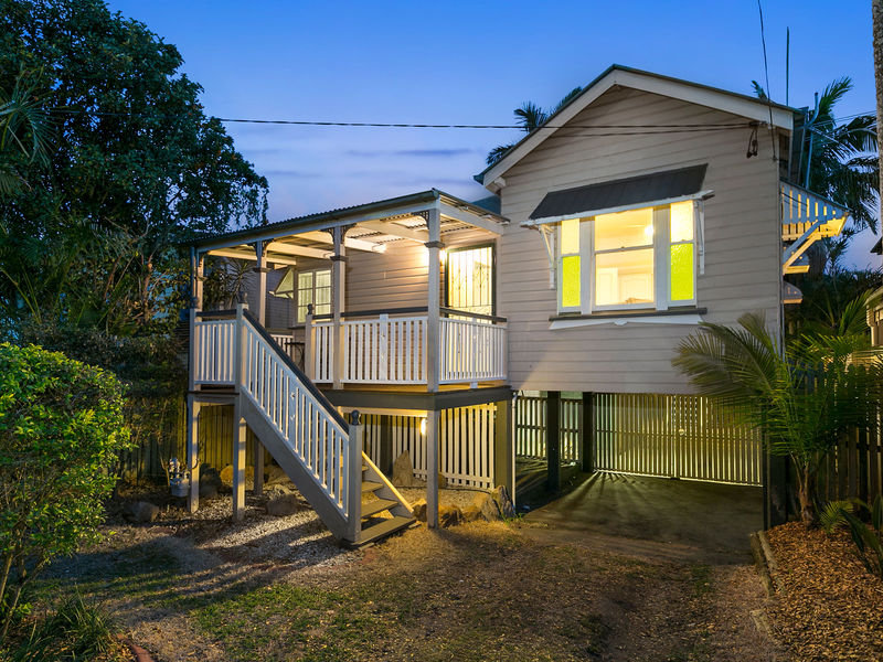 40 Moreton Avenue, Wynnum, Qld 4178 Property Details