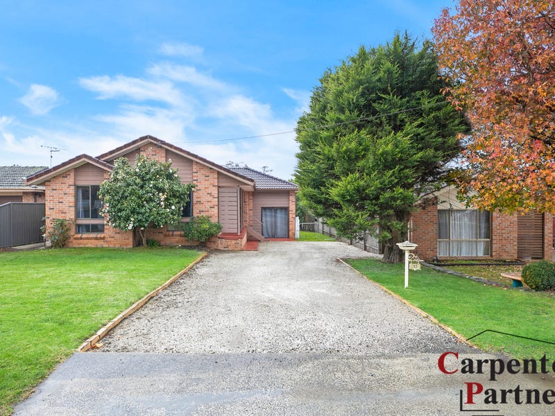 10 Elm Street, Colo Vale, NSW 2575
