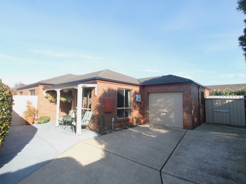 2/4 Evelyn Crescent, Warrnambool, Vic 3280 Townhouse for Sale