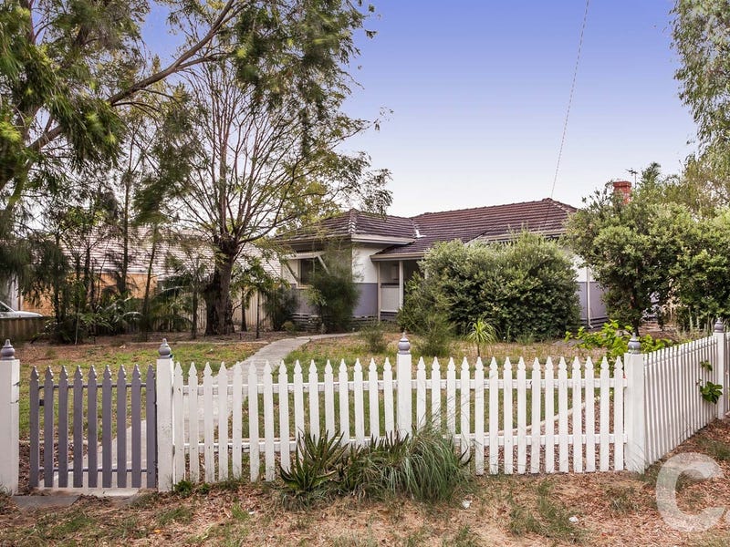 16 Medina Avenue, Medina, WA 6167