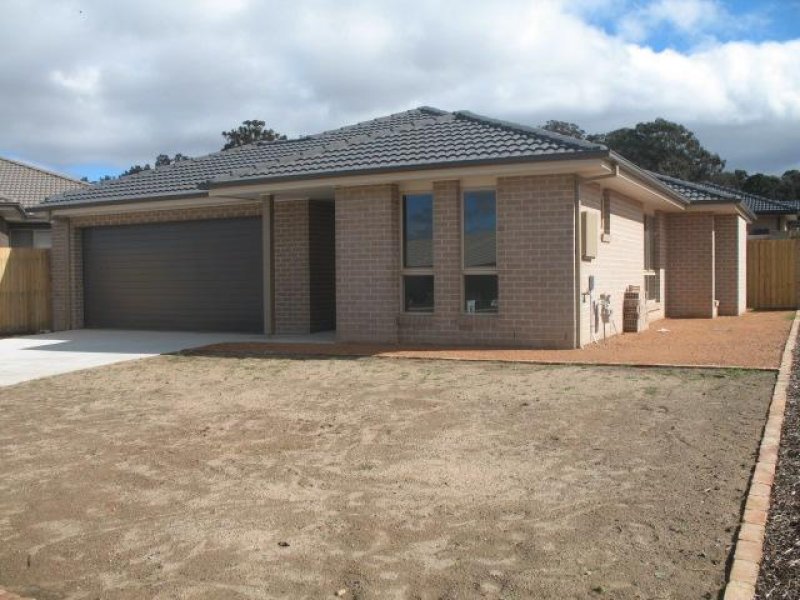 15 Winchester Street, Casey, ACT 2913