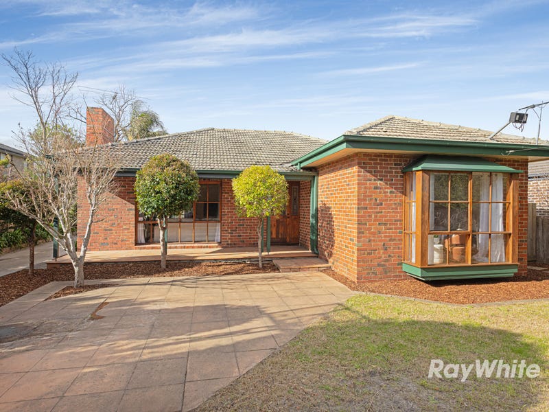 1/18A Canterbury Street, Hughesdale, Vic 3166 House for Sale