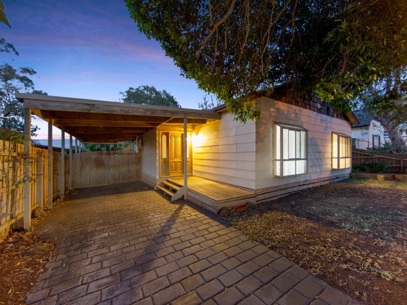 19 Margate Avenue, Frankston, Vic 3199 Property Details