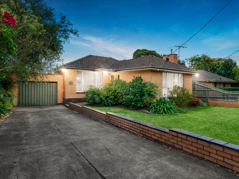 11 Woodhouse Grove, Box Hill North, VIC 3129