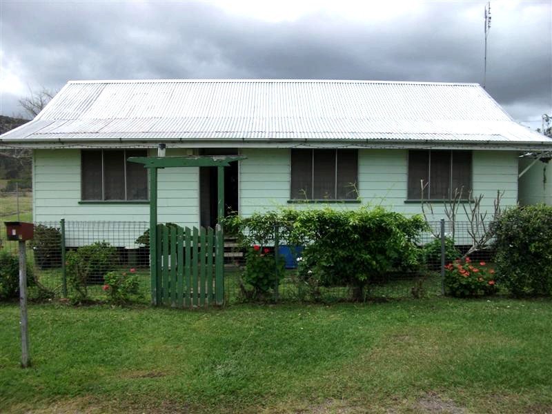 10 Theebine Road, Theebine, QLD 4570