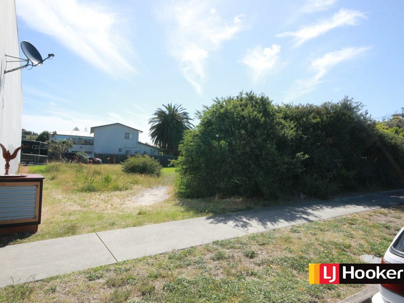 17 Market Place, Cape Paterson, VIC 3995