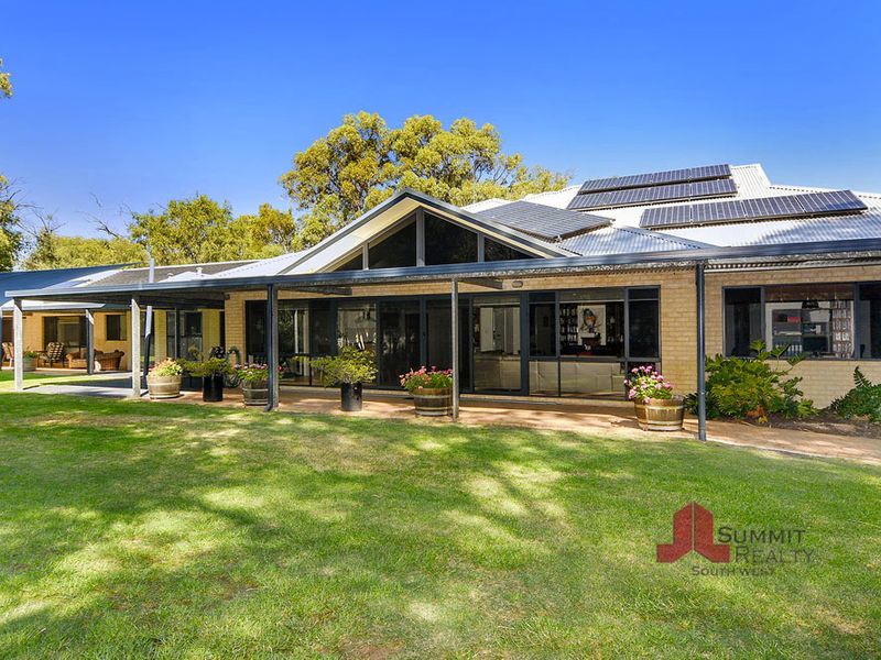 20 Wildflower Way, Leschenault, WA 6233