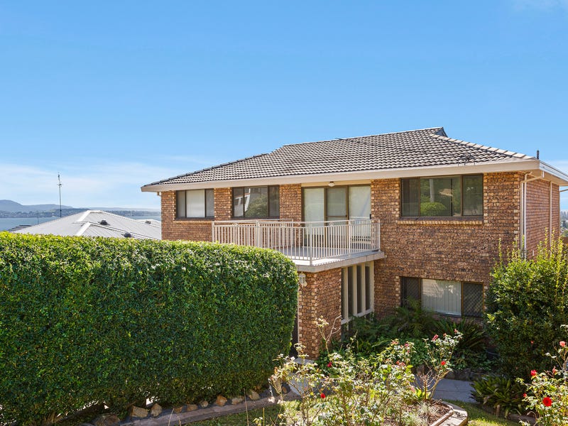 32 Cuthbert Drive, Mount Warrigal, NSW 2528