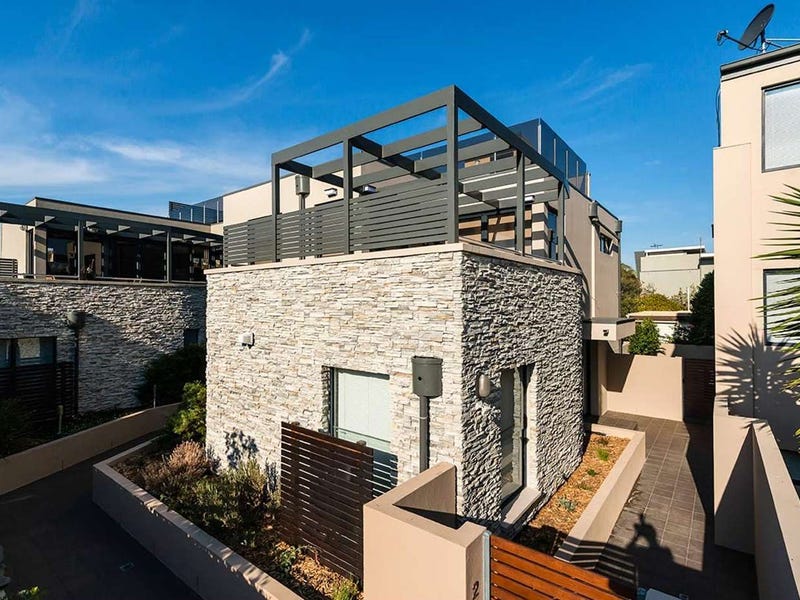 2/196 Beach Road, Mordialloc, VIC 3195