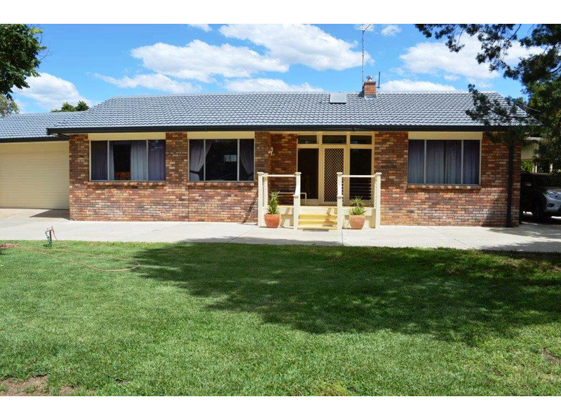 2 Porcupine Street, Gunnedah, NSW 2380