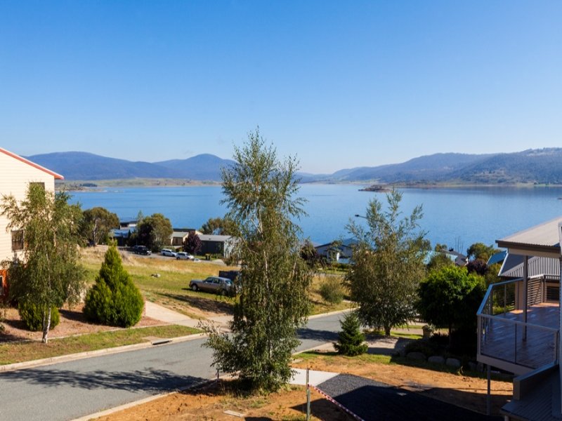 9 Adams Avenue, Jindabyne, NSW 2627 Property Details