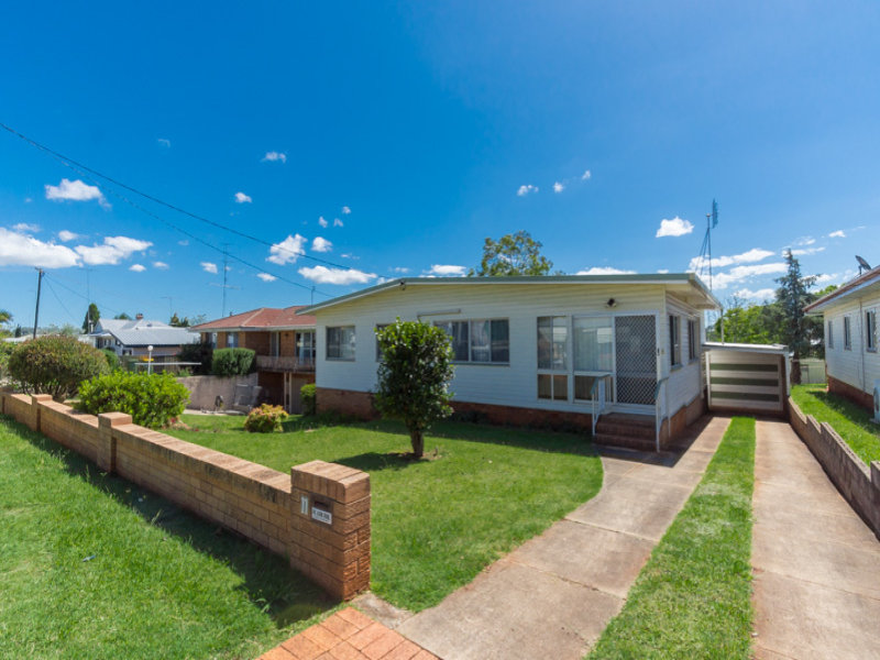 11 b Street, Rangeville, QLD 4350