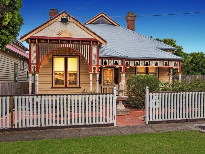 37 Lawton Avenue, Geelong West, VIC 3218