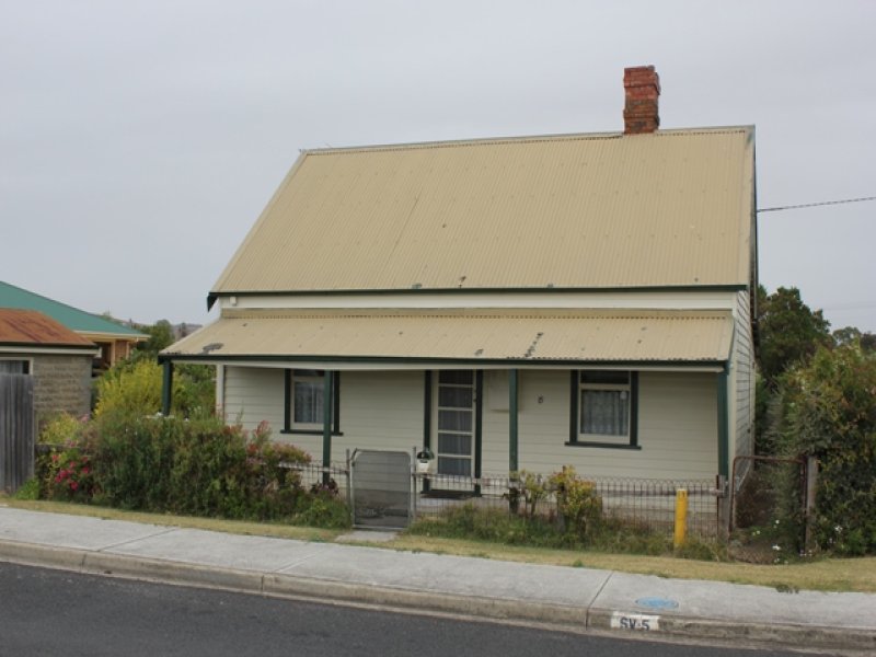 15 Flora Street, West Ulverstone, TAS 7315