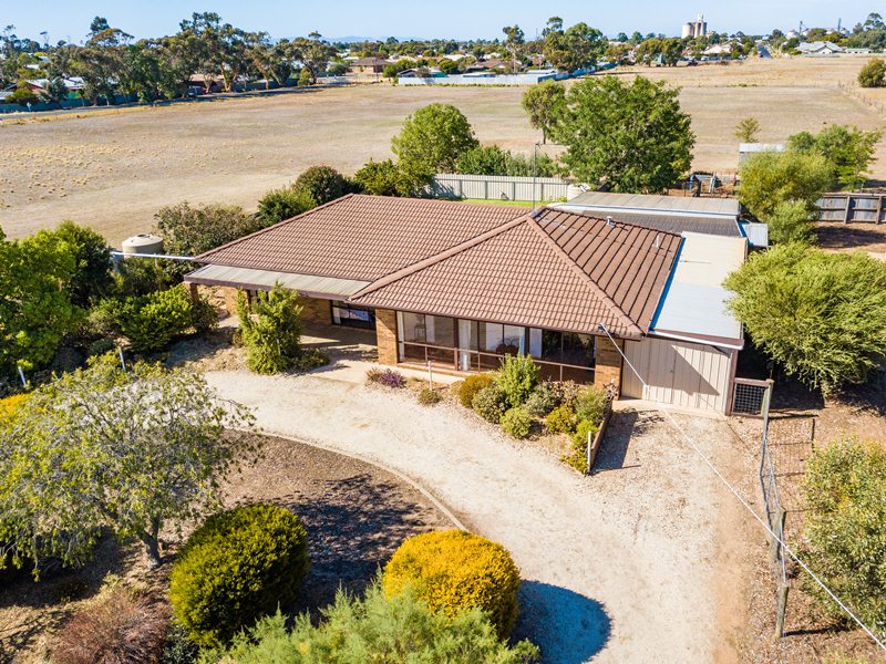 6 Riley Road, Horsham, Vic 3400 House for Sale